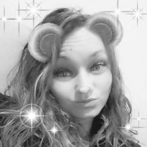 Meet your Posher, Jillian